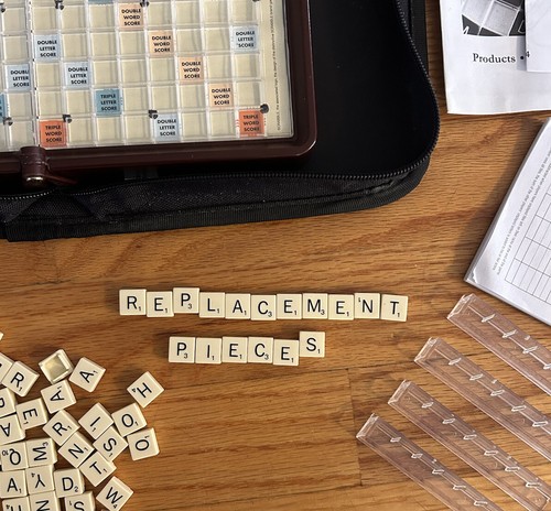 Scrabble Travel Folio Replacement Plastic Snap Letter Tiles + Parts YOU CHOOSE! - 第 3/8 張圖片