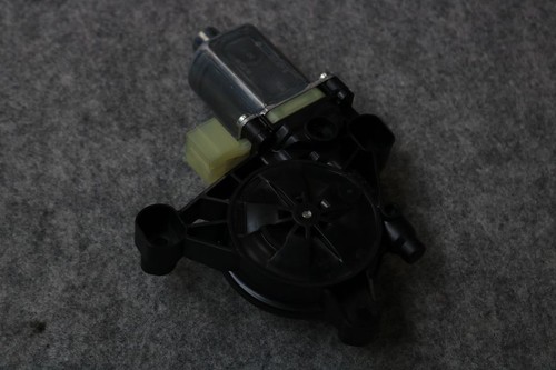 VW Golf 7 Audi Seat Skoda Fensterhebermotor 5Q0959801B vorne Fensterheber A3 8V
