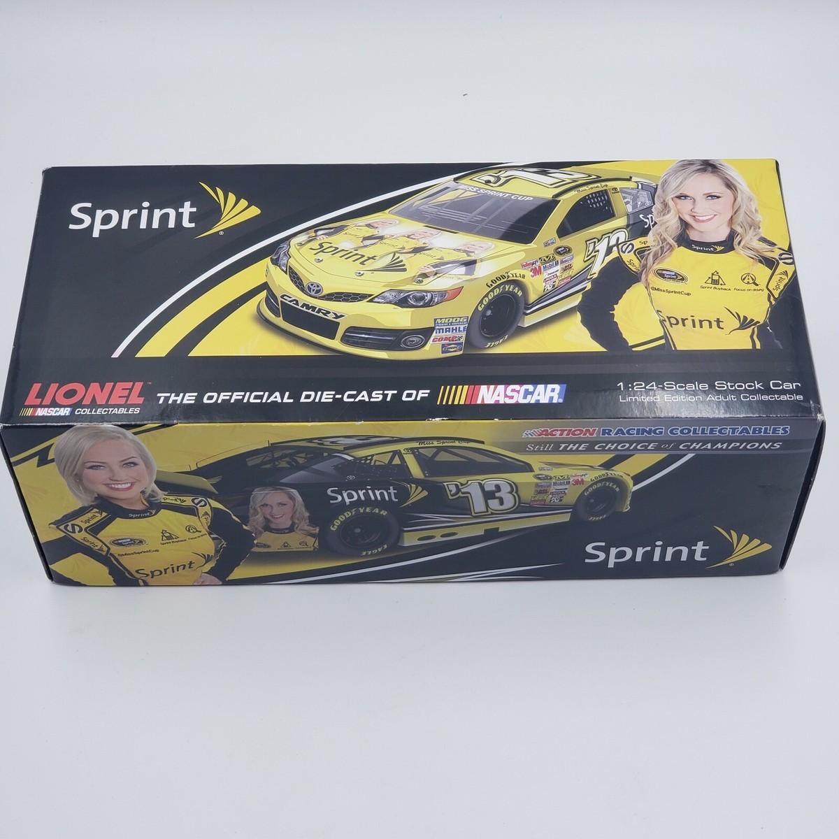 LIONEL 2013 Miss Sprint Cup NASCAR 1:24 Scale LIMITED x3