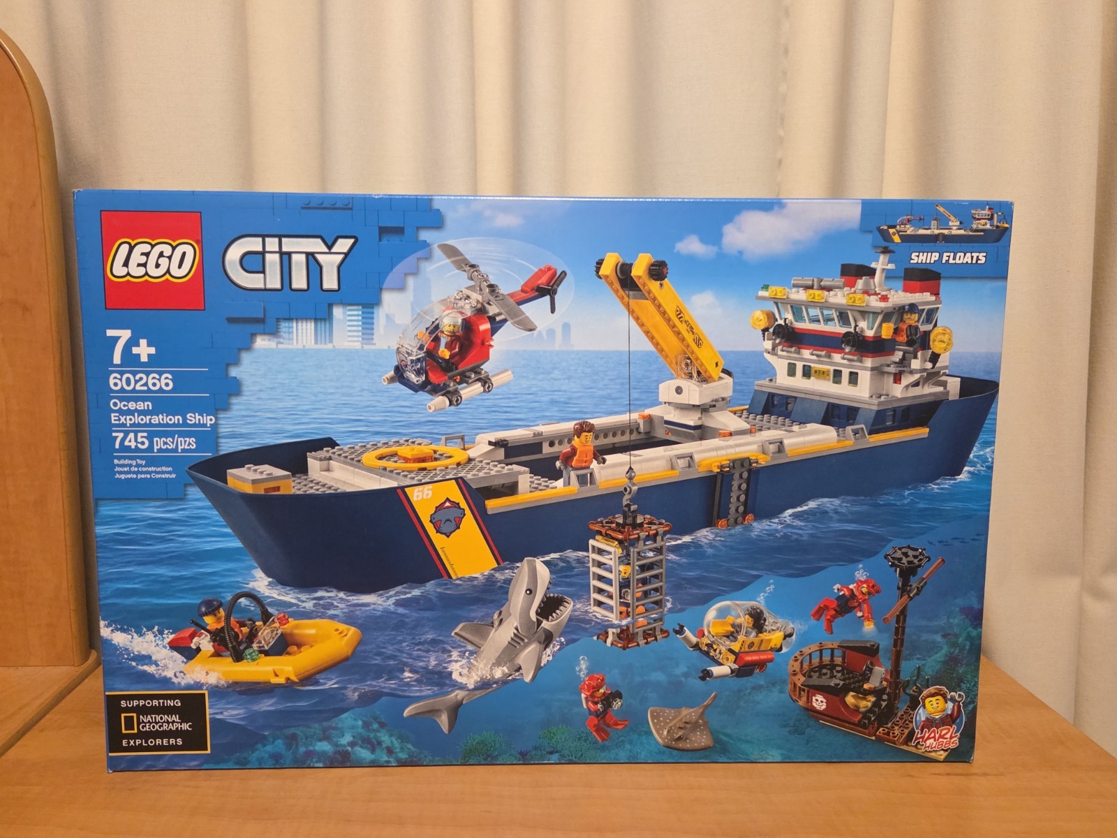 LEGO CITY: Ocean Exploration Ship (60266)
