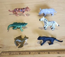 SAFARI LTD. LOT OF 6 TOY ANIMALS