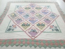 Vintage Feed Sack Hand Stitch Diamond Floral Basket Trip Around The World Quilt