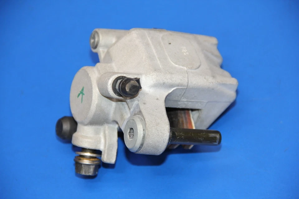 Pinza de freno trasera cilindro Nissin A 2001 97-02 KX250 KX125 KX 125 250 Foto 2 de 4