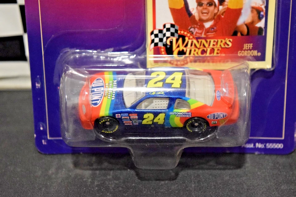 Winner's Circle Jeff Gordon Lifetime Series Set of 6 with Bonus Cars 1:64 Scale - Image 4 of 4
