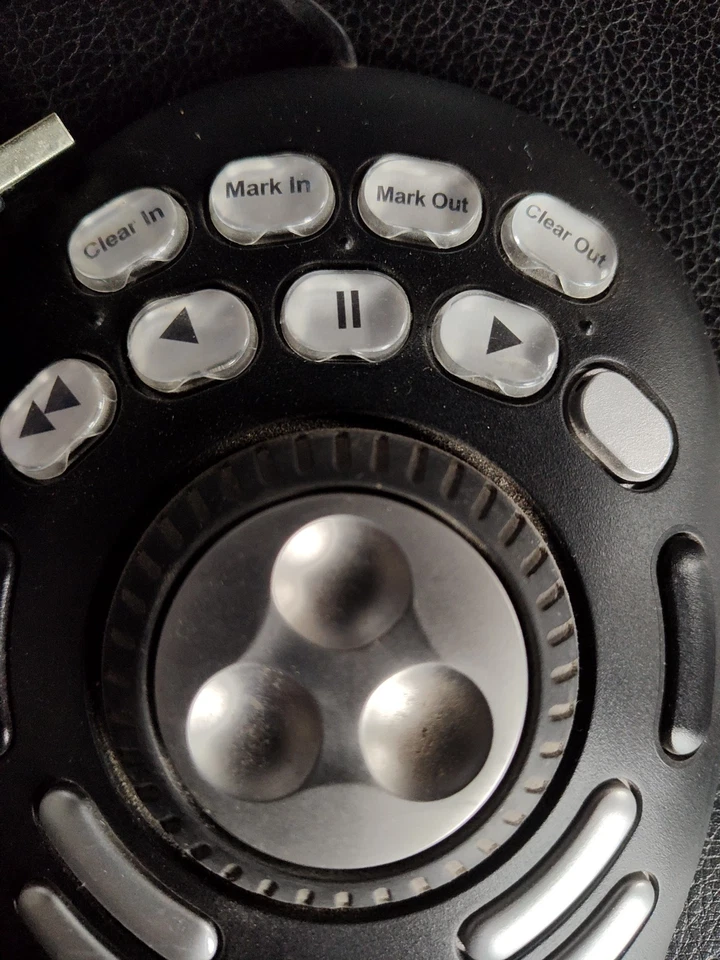 Contour ShuttlePRO V2 S-PROV2 Multimedia Editing Controller P/Not tested. - Image 3 of 4