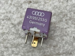 Relais Nebelscheinwerfer  431951253G Audi A4 B5
