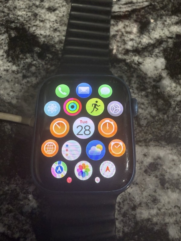 Apple Watch Series 7 GPS only 45mm Unlocked