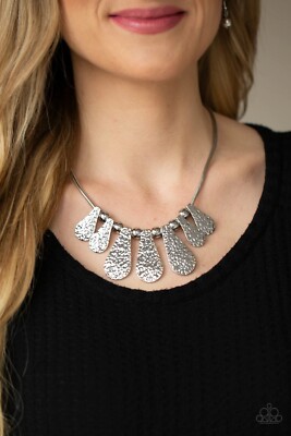 Paparazzi Gallery Goddess - Silver - Necklace & Earrings
