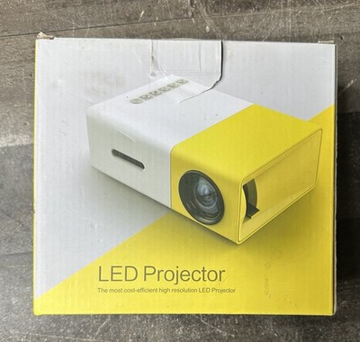YG300 1080P Home Theater Cinema USB HDMI AV SD Mini Portable HD LED Projector