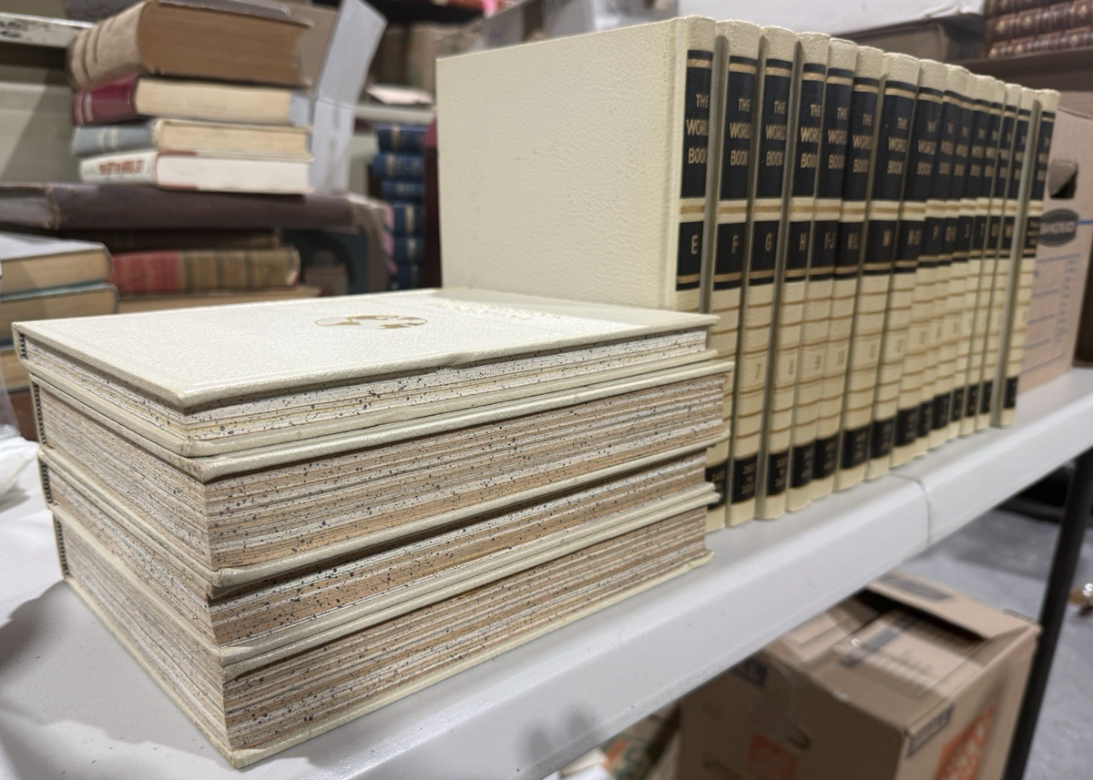 Vintage 1958 The World Book Encyclopedia Complete Set Volumes 1-19