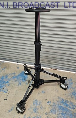 Libec P110 Pnematic Podest mit DL-10B Dolly (30kg Nutzlast) mit Handpumpe