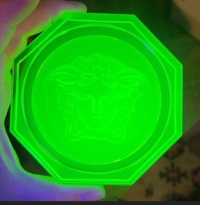 VERSACE Rosenthal Vaseline Uranium Glass MEDUSA Coaster. Heavy