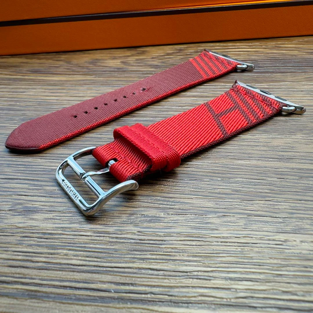 HERMÈS Hermes Apple Watch 1838 Simple tour cinturino da salto Rouge Ducoure 42 44 45 mm