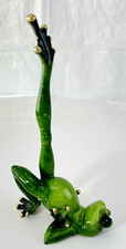 Yoga Green Frog One Legged Bridge Glossy Polyresin Gold Toes 4 1/2"x8"x3"