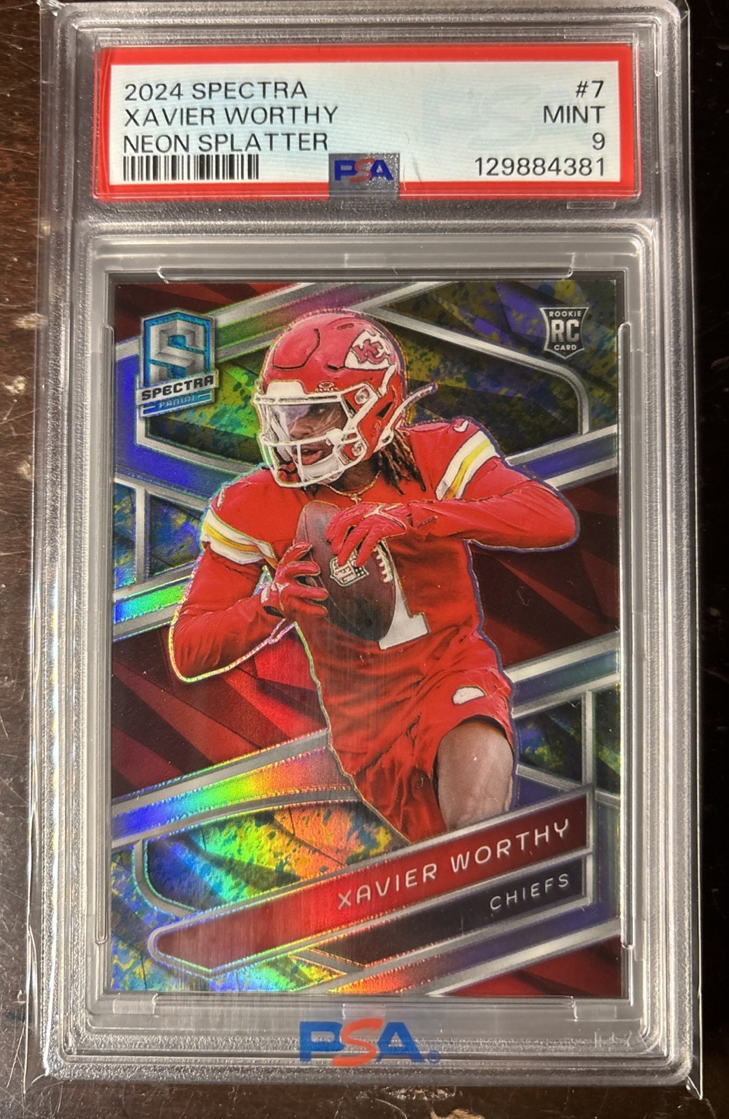 2024 Panini Spectra Xavier Worthy #7 SSP Neon Splatter Prizm /8 - PSA 9 Chiefs
