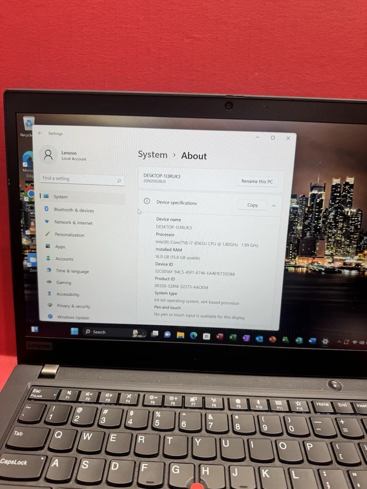 Lenovo ThinkPad T490 14'' (256GB SSD Intel Core 8th i7-8565U 1.8GHz 16GB RAM) Foto 4 de 4