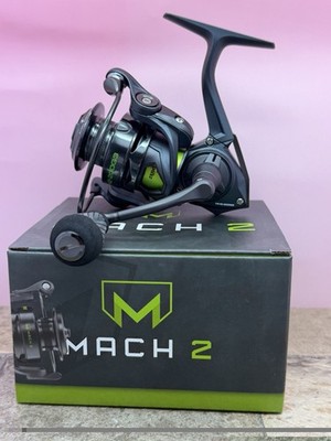 Lew s Mach 2 200 Spinning Reel Gen 3 C40 Carbon Speed 10 Bearing MH2-200G3-NEW