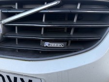 Volvo XC60 Grille Badge 09-17 facelift R Design Decal