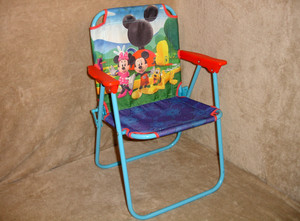 Disney Kids Only Folding Patio Lawn Chair Mickey & Minnie Mouse and Goofy