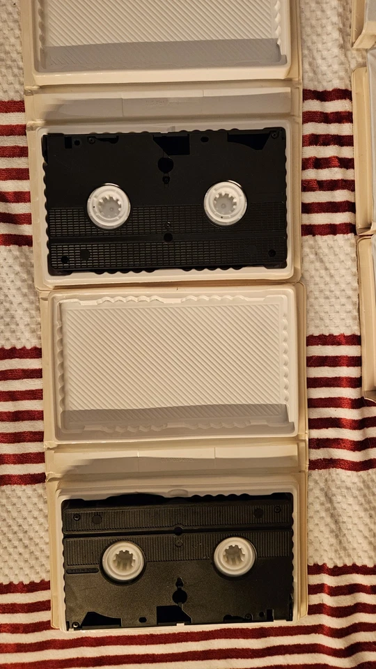 LOT OF 6 Shirley Temple Movies Vintage VHS Tapes Collector's Edit. Foto 4 de 4