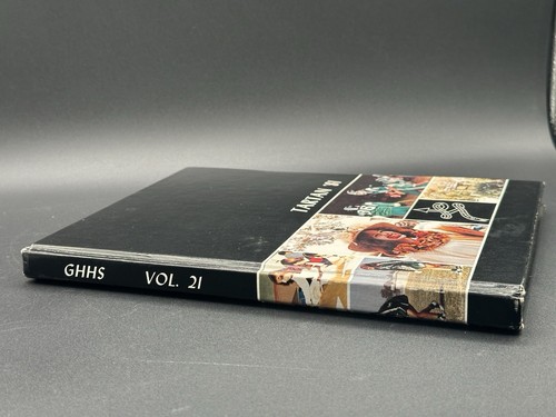 Pre-Owned Granada Hills High School Yearbook Tartan 1981 Has Writing Inside - Picture 3 of 8