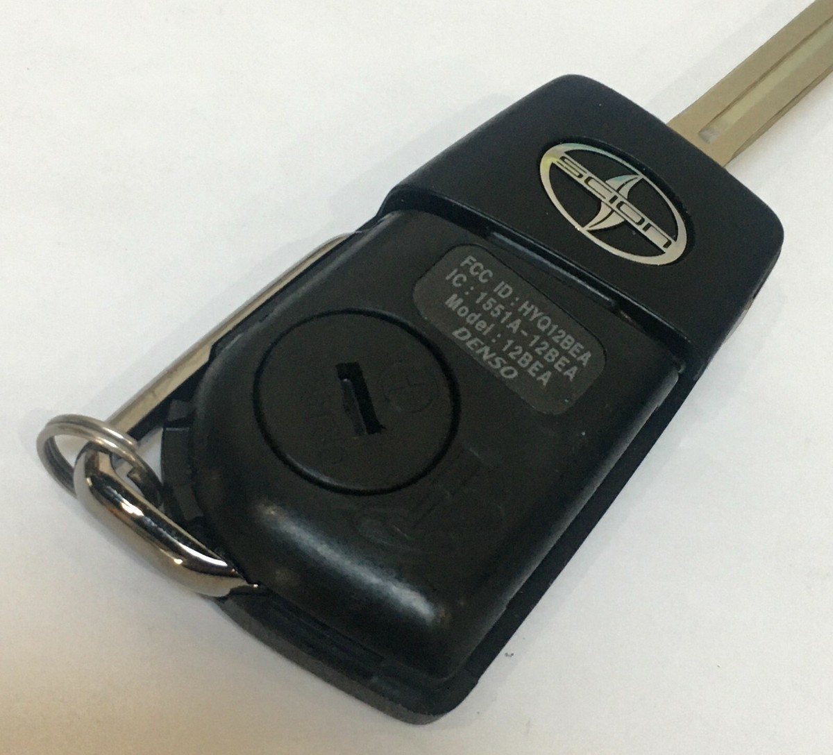 Scion xB Keyless Entry Flip Key Remote Fob HYQ12BEA | IC1551A12BEA
