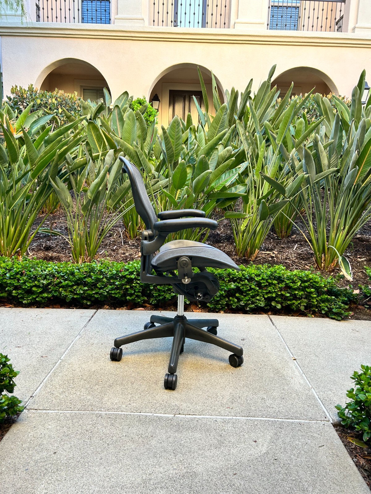 Herman Miller Aeron Office Chair Size B 641022065907 eBay