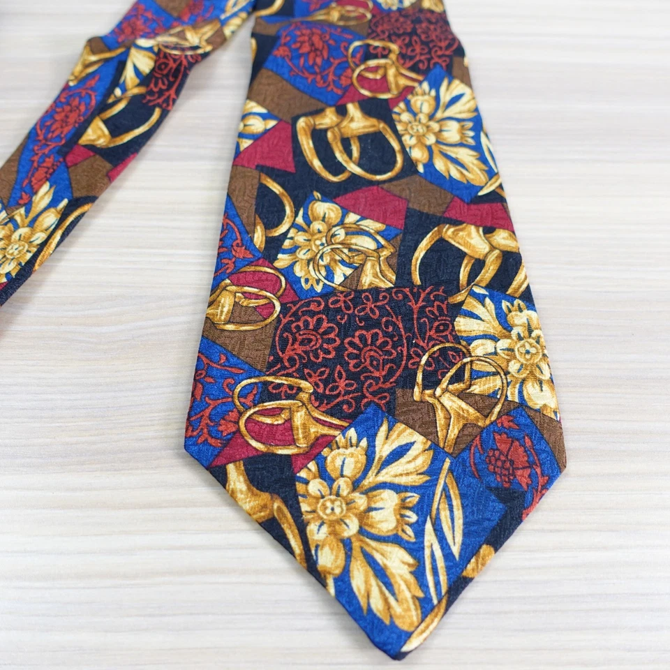 Corbata de cuello CELINE Paris para hombre traje de lujo vestido dorado museo artista barroco Foto 4 de 4