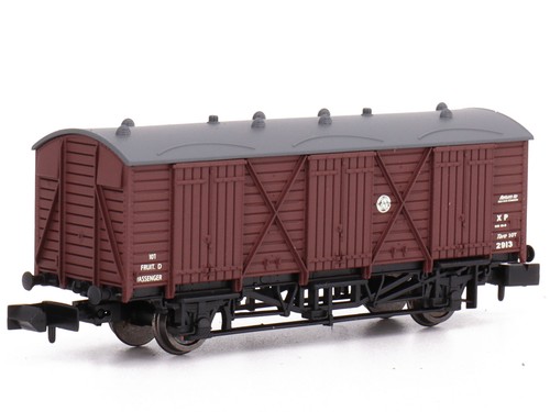 Dapol 2F-014-009 - Güterwagen FruitD GWR shirtbutton brown 2913 - Spur N - NEU | Zustand: Neu
