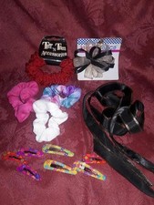 NEW!  13 Piece Lot of Hair Accessories Bows Ribbon Scrunchies Snap Clips