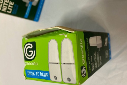 GREENLITE LED Night Light, Dusk to Dawn Sensor, 4 Pack, White, Plug-In - Picture 4 of 5