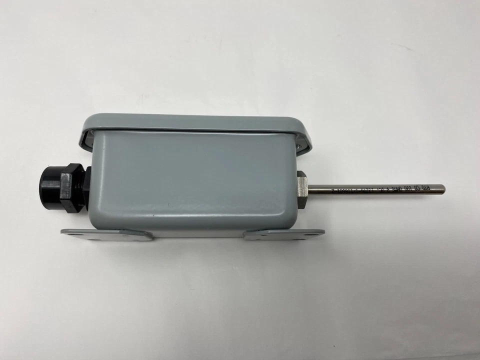 Hoffman A402DSC J Box NEMA 12 con RTD C0 100ohms @OC 13276-1/116601-2 Sonda de 3" Foto 3 de 4