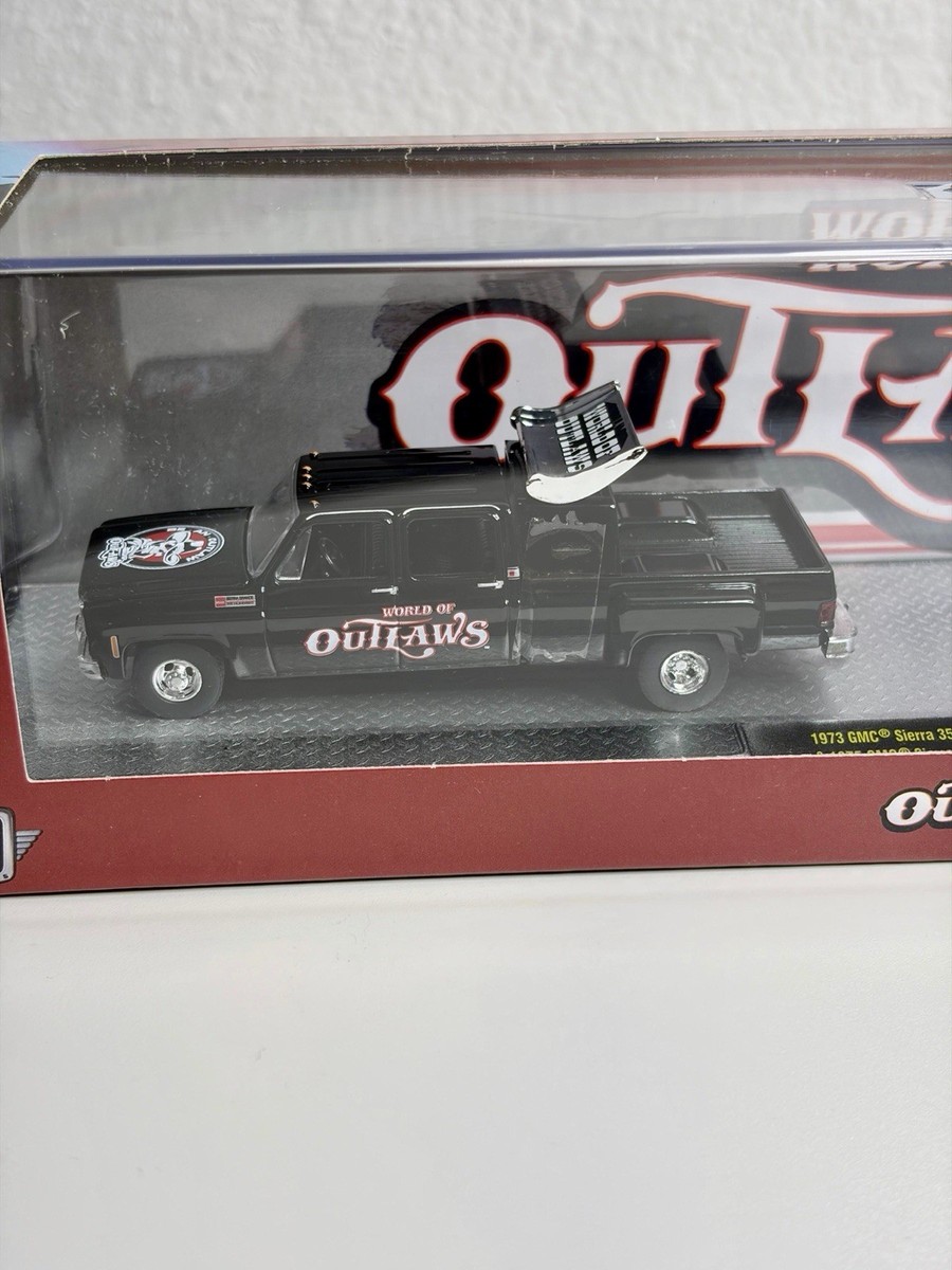 M2 Machines 1:64 World of Outlaws 1973 GMC Sierra 3500 1975 Sierra