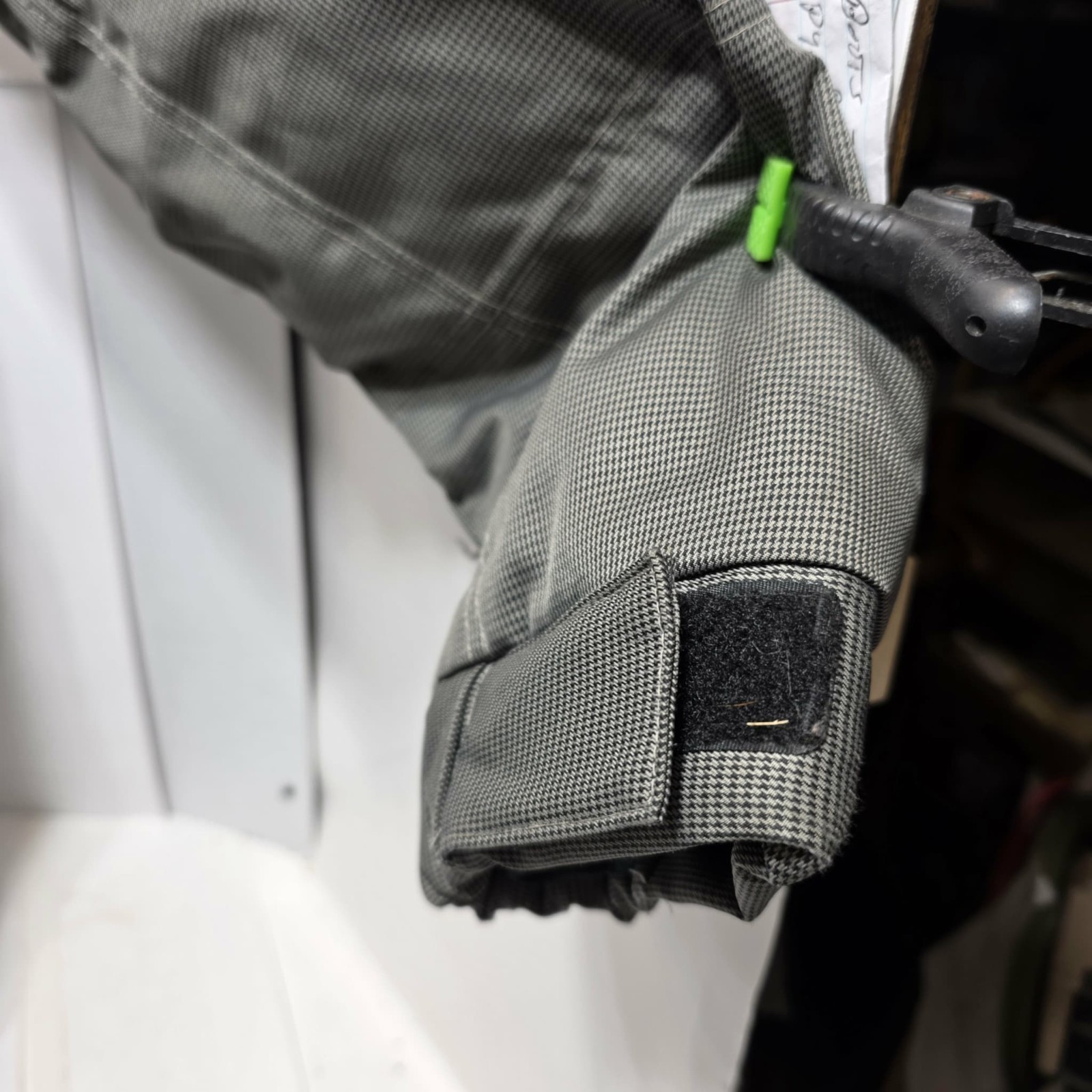 Quiksilver Quicktech Edition Snowboarding Jacket … - image 8