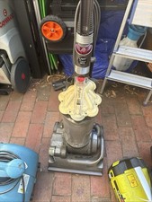 Dyson DC33 Upright Vacuum Cleaner White/Gray