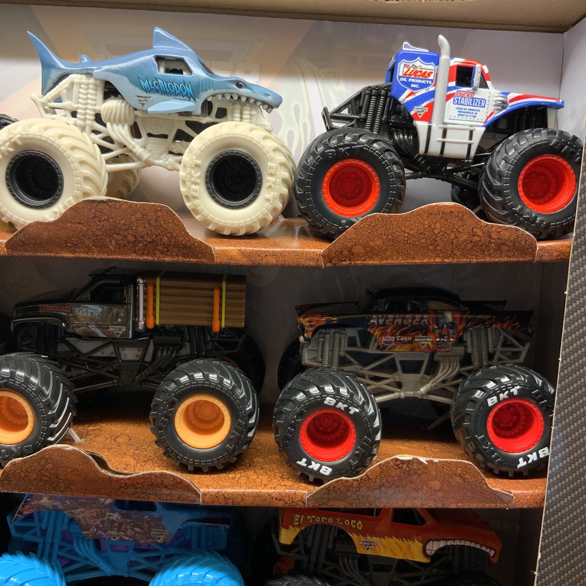 Monster Jam Monster Truck Diecast 9pk - 1:64 Scale Lumberjack
