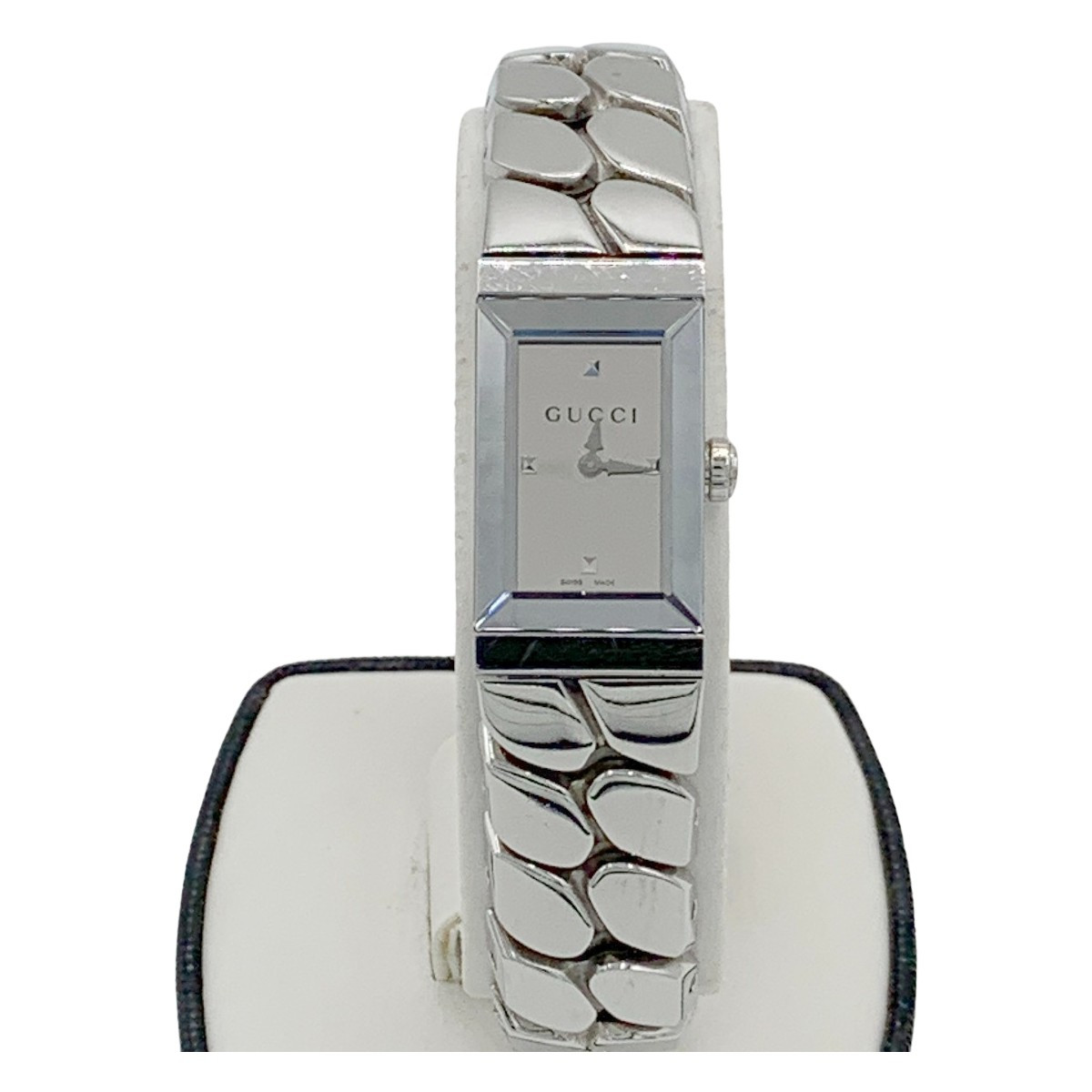 GUCCI レディース時計 シルバー ボックス付き GUCCI 147.5 Silver Case Size 19mm Wrist Size 15cm Ladies Used