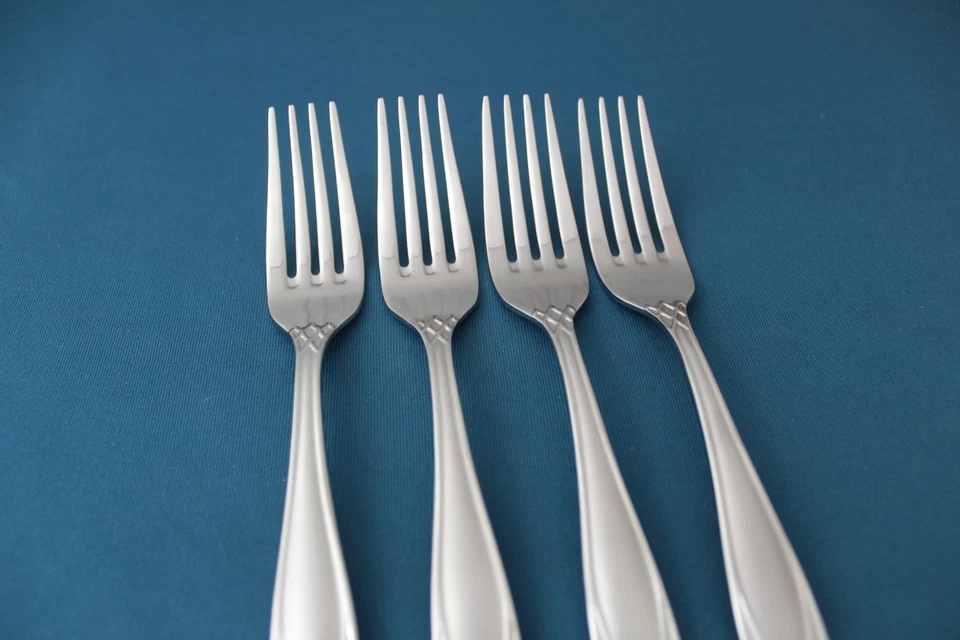 4 tenedores de ensalada Yamazaki Patrick ALEXANDRA ICE acero inoxidable China 6 3/4" Foto 3 de 4