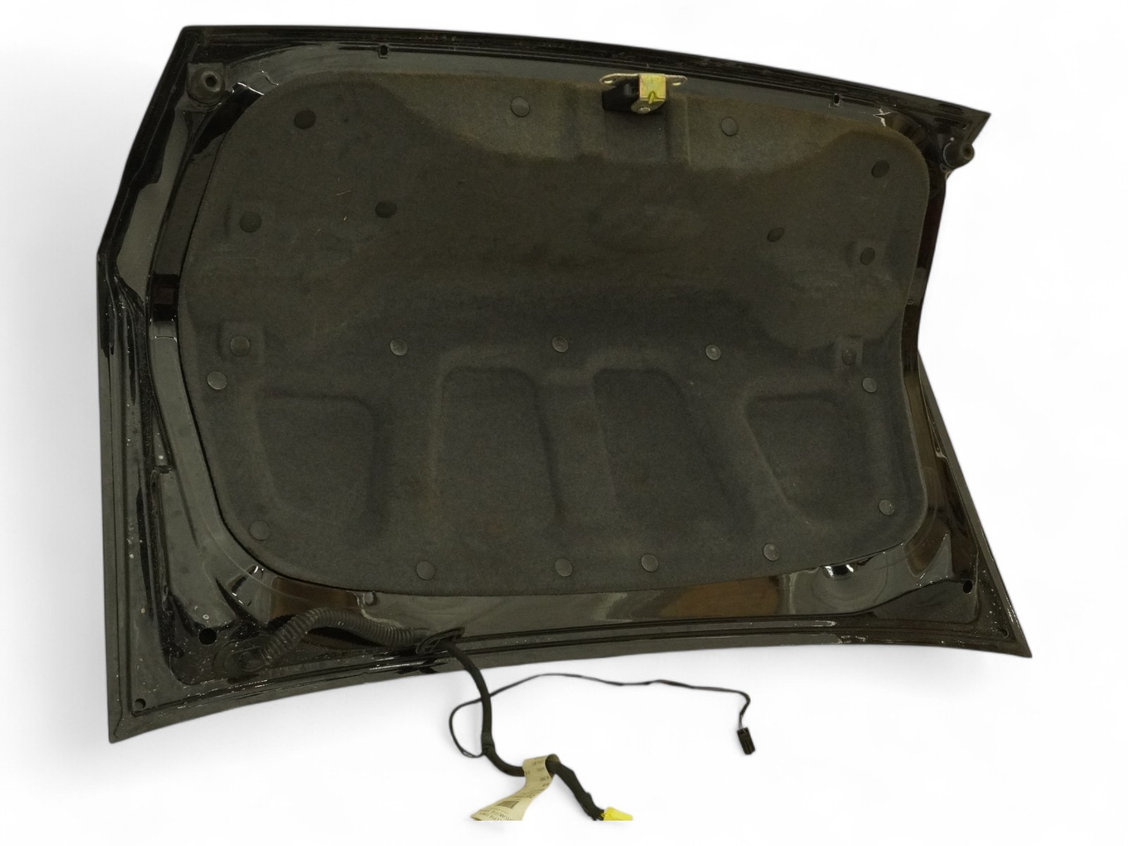 2002 - 2006 MASERATI SPYDER M138 TRUNK LID TAILGATE EXTERIOR PANEL BODY REAR OEM