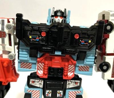  Transformers  Defensor - Protectobot 911 Combiner, G1 complete (not reissue)