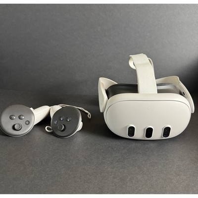 Meta Quest 3 512GB VR Headset w/ Touch Plus Controllers Barely Used Tested