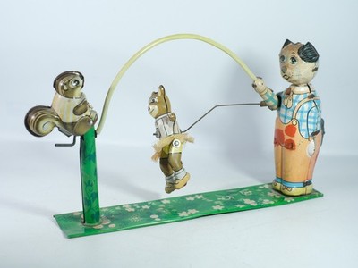 Vintage Blechschild Hund und Eichhörnchen Springseil Spielzeug