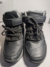 Black children's waterproof winter boot with faux fur lining Size 2.5 - 3US