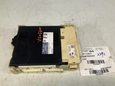 11-14 TOYOTA SIENNA Chassis ECM Multiplex Network Control Module Q