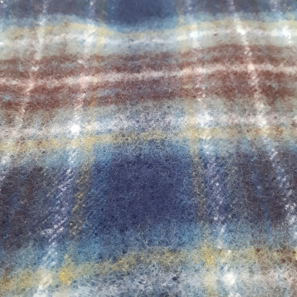 LOCHCARRON Of Scotland.100% Lambswool Tartan Scarf, 140 x 20 cms. Blue & Brown. - Image 2 of 4