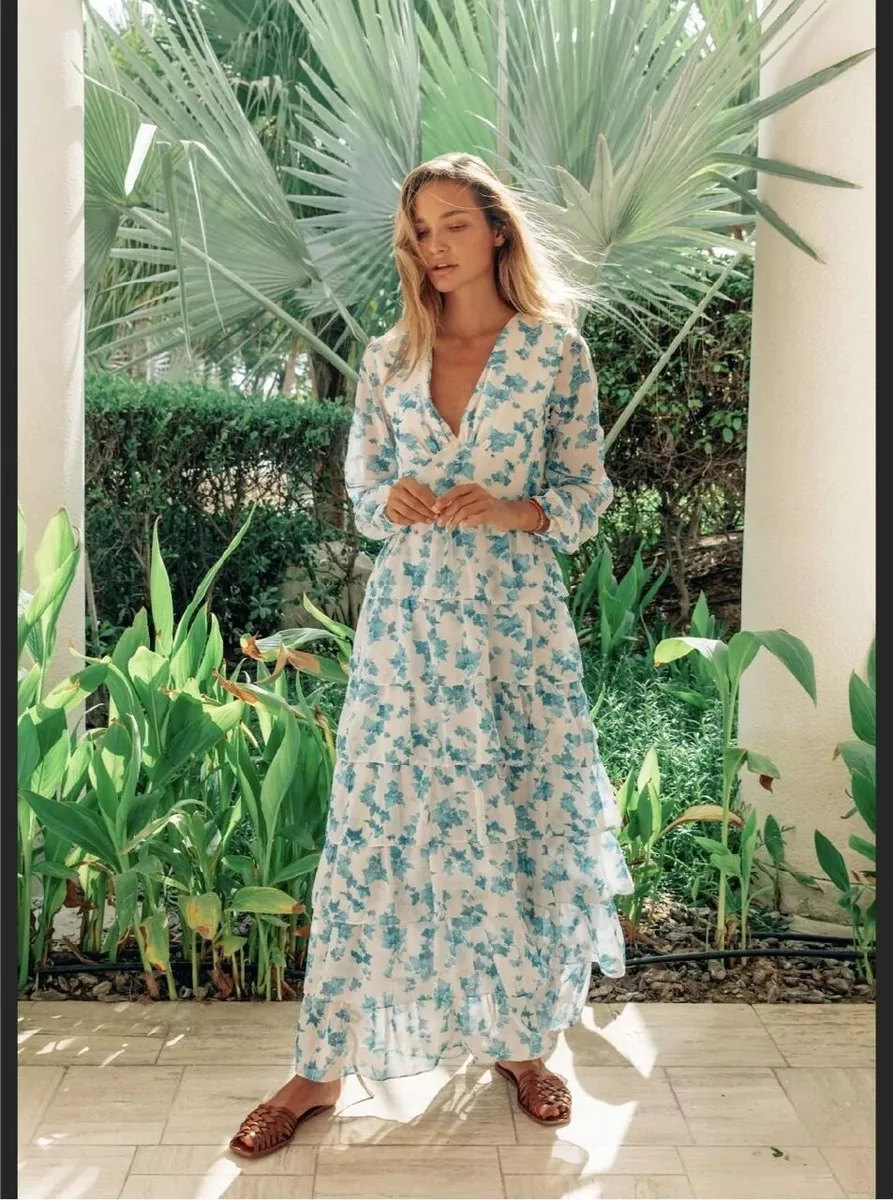 Maxi boutique store