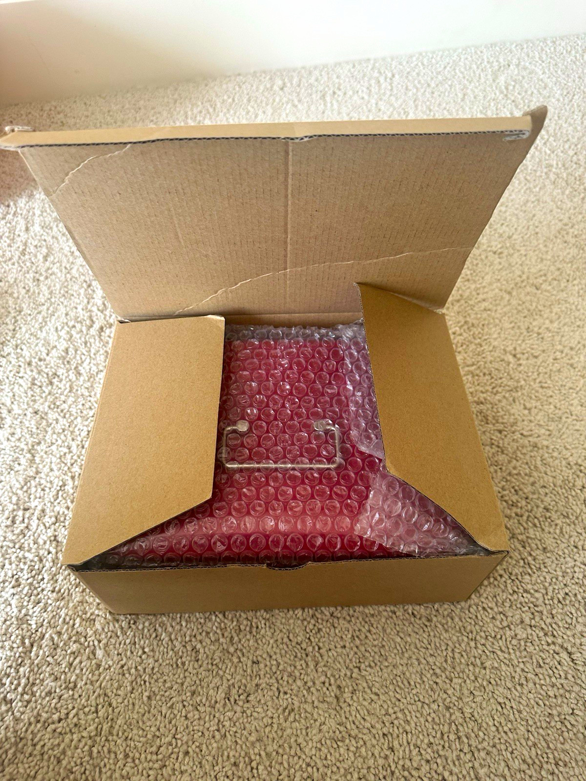 Supreme 2017 Fall /Winter Lock Box Red Metal Cash Box Key Lock, brand new