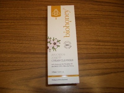 biohoney Avocado & Rosehip Cream Cleanser-MGO 333+ Manuka Honey 5.9 fl oz 3/2027