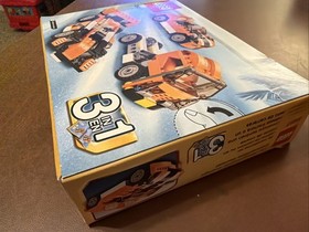 LEGO CREATOR: Sunset Speeder (31017) 3 in 1 Ages 6-12 119 Pieces New damaged box