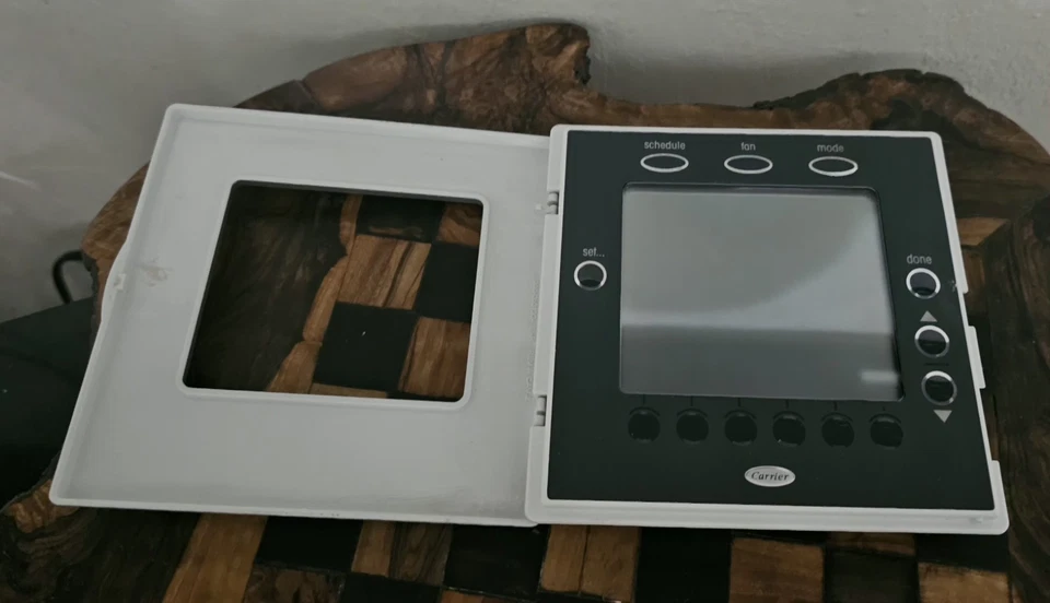 Carrier TP-PRH01-B 3 Heat/2 Cool, 7 Day Programmable Digital Thermostat - Image 3 of 4